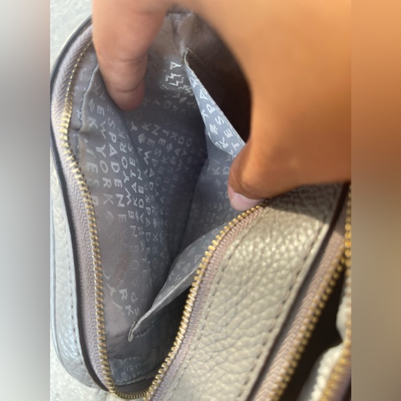 Kate spade crossbody - Picture 3 of 11